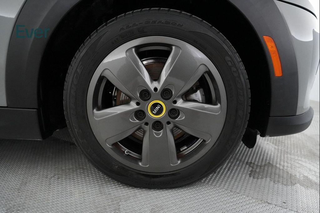 used 2022 MINI Hardtop car, priced at $17,999