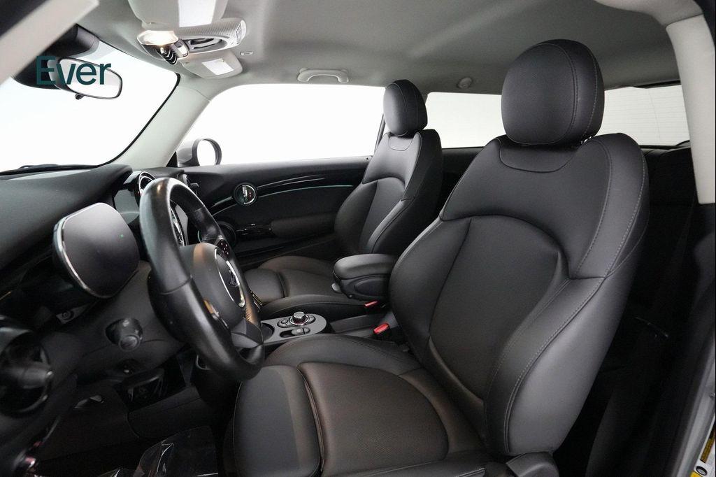 used 2022 MINI Hardtop car, priced at $17,999