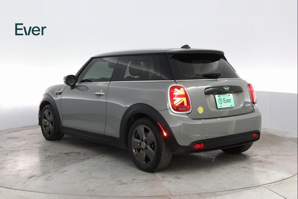 used 2022 MINI Hardtop car, priced at $17,999
