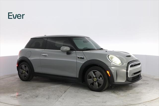 used 2022 MINI Hardtop car, priced at $19,999