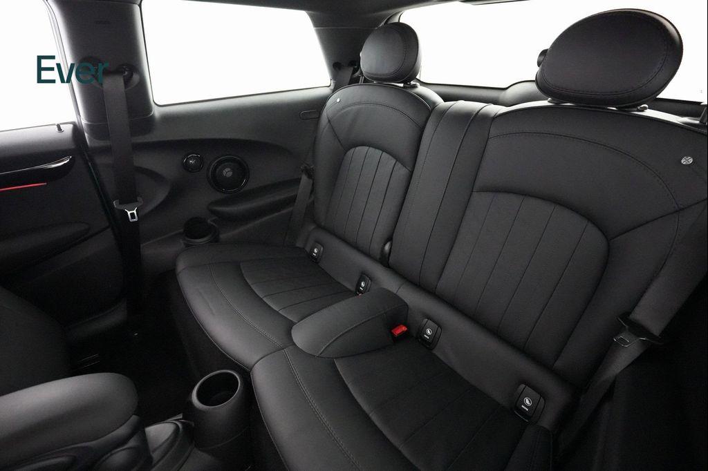 used 2022 MINI Hardtop car, priced at $21,499