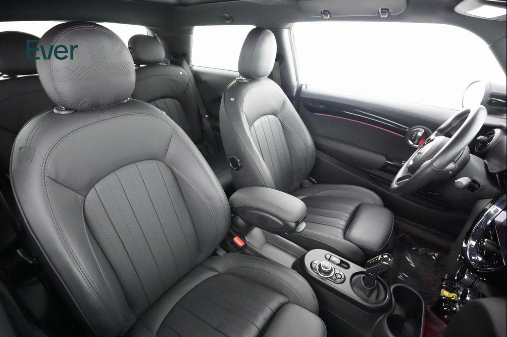 used 2022 MINI Hardtop car, priced at $21,499