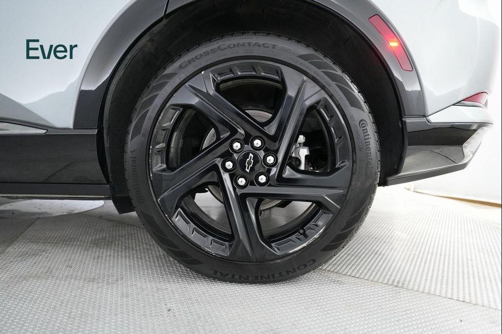 used 2024 Chevrolet Equinox EV car, priced at $29,600