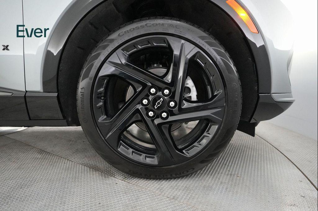 used 2024 Chevrolet Equinox EV car, priced at $29,600