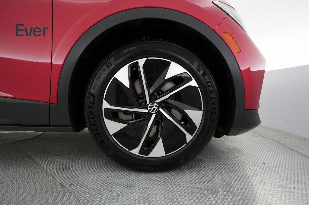 used 2022 Volkswagen ID.4 car, priced at $23,999