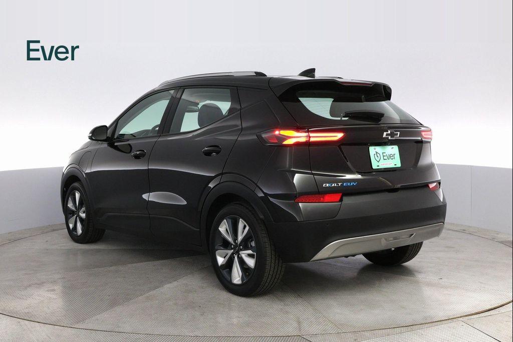used 2022 Chevrolet Bolt EUV car, priced at $22,999