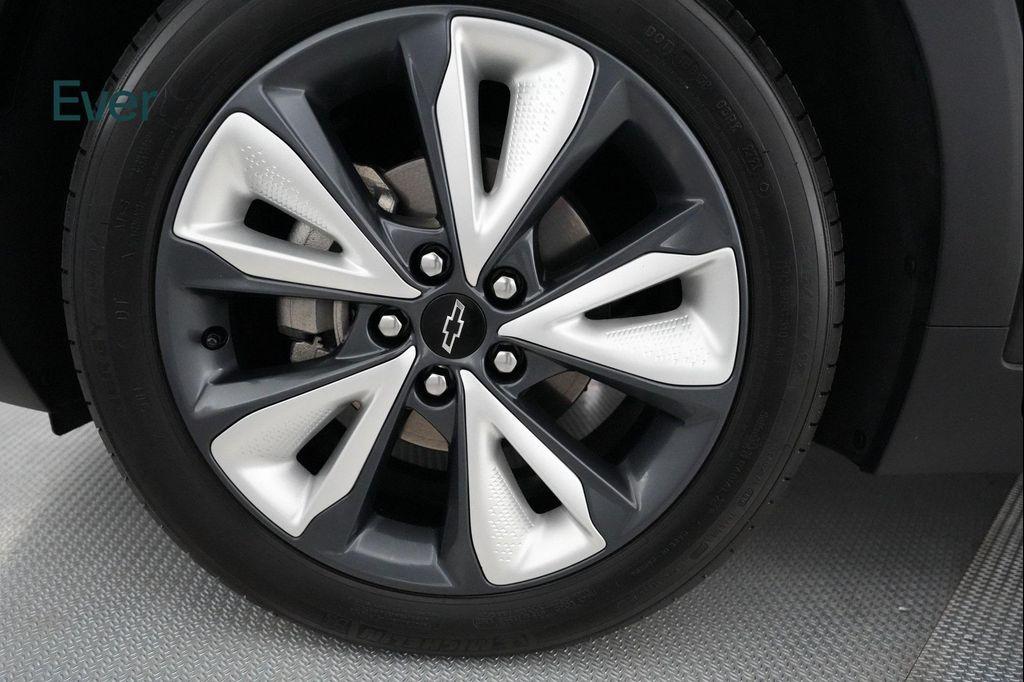 used 2022 Chevrolet Bolt EUV car, priced at $22,999