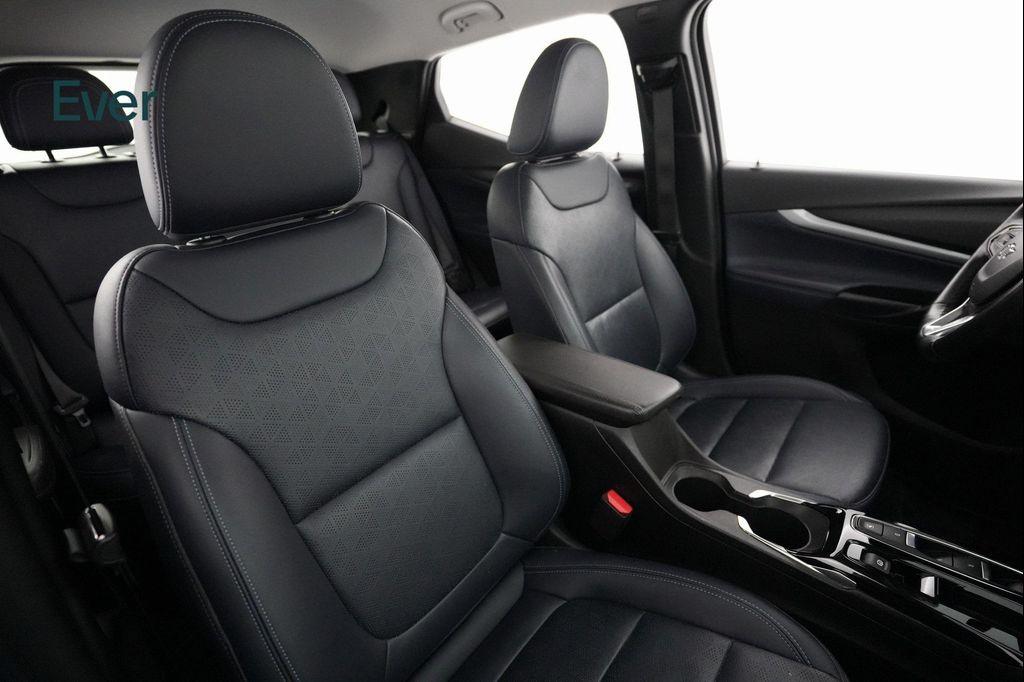 used 2022 Chevrolet Bolt EUV car, priced at $22,999