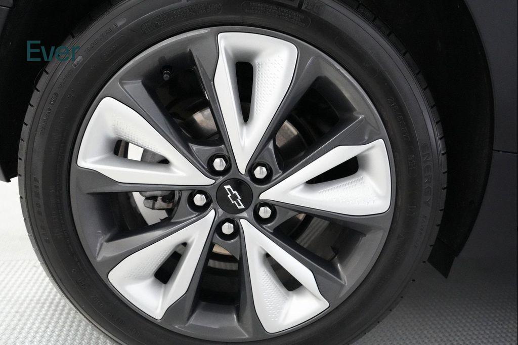 used 2022 Chevrolet Bolt EUV car, priced at $22,999