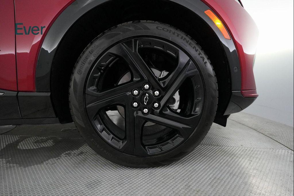 used 2024 Chevrolet Equinox EV car, priced at $28,699