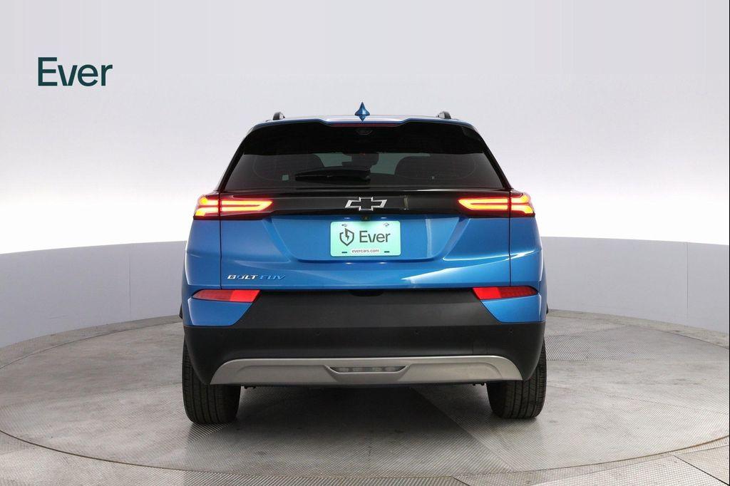 used 2022 Chevrolet Bolt EUV car, priced at $22,499
