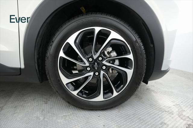 used 2022 Chevrolet Bolt EUV car, priced at $23,699