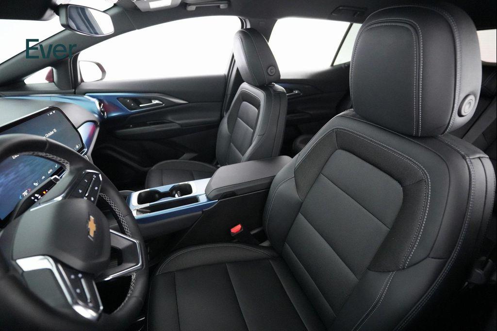 used 2024 Chevrolet Equinox EV car, priced at $26,300