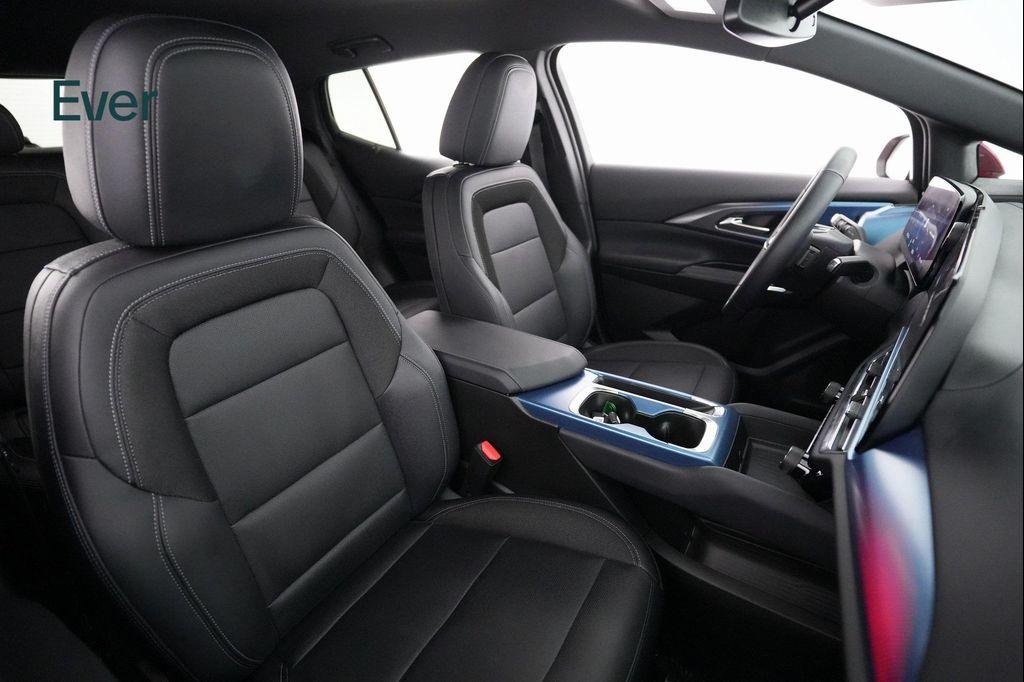 used 2024 Chevrolet Equinox EV car, priced at $26,300