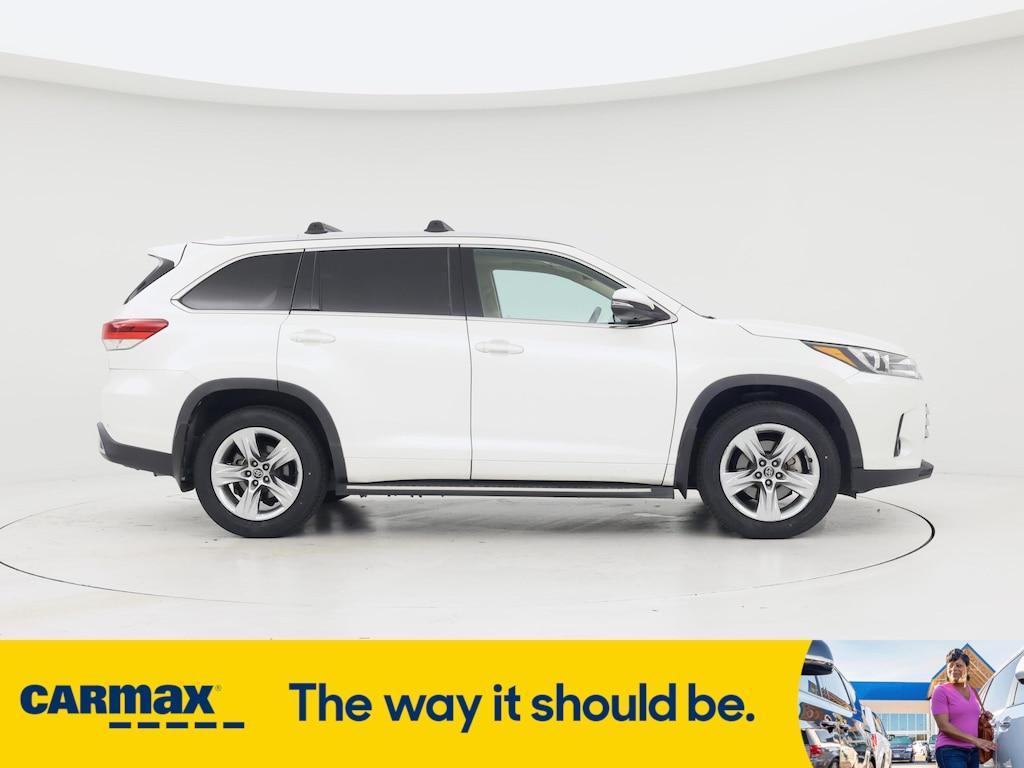 used 2019 Toyota Highlander car, priced at $29,998