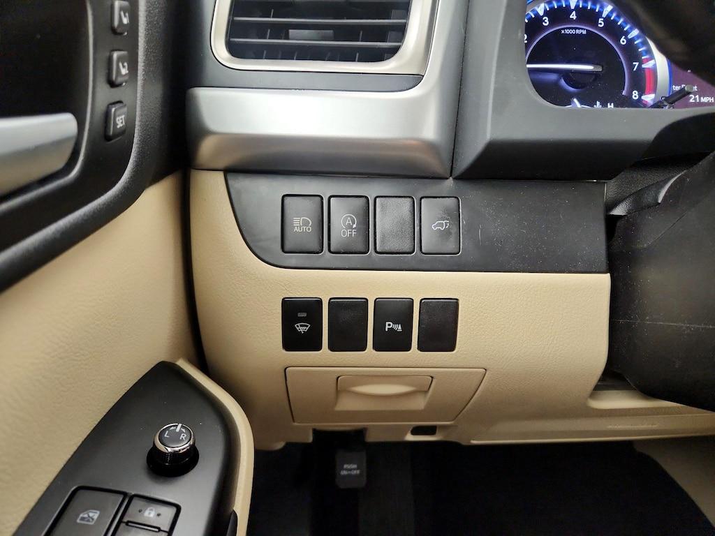 used 2019 Toyota Highlander car, priced at $29,998