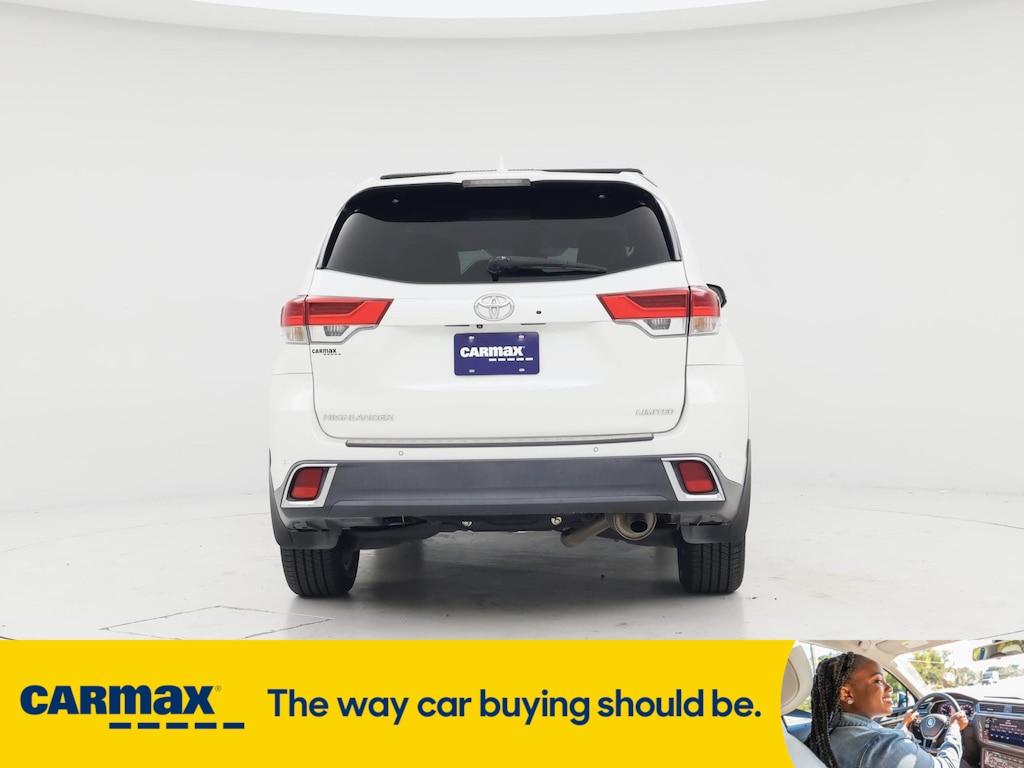 used 2019 Toyota Highlander car, priced at $29,998