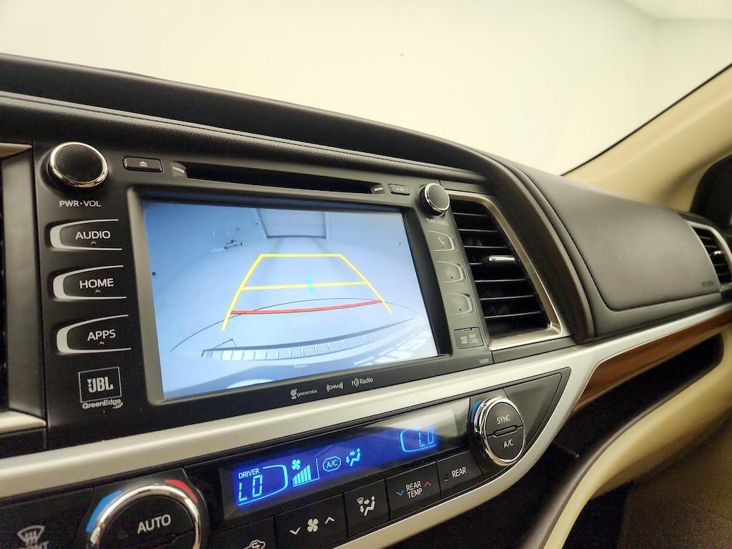 used 2019 Toyota Highlander car, priced at $29,998