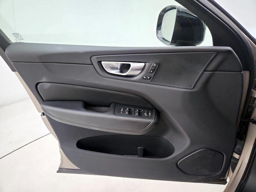 used 2025 Volvo XC60 car, priced at $33,998
