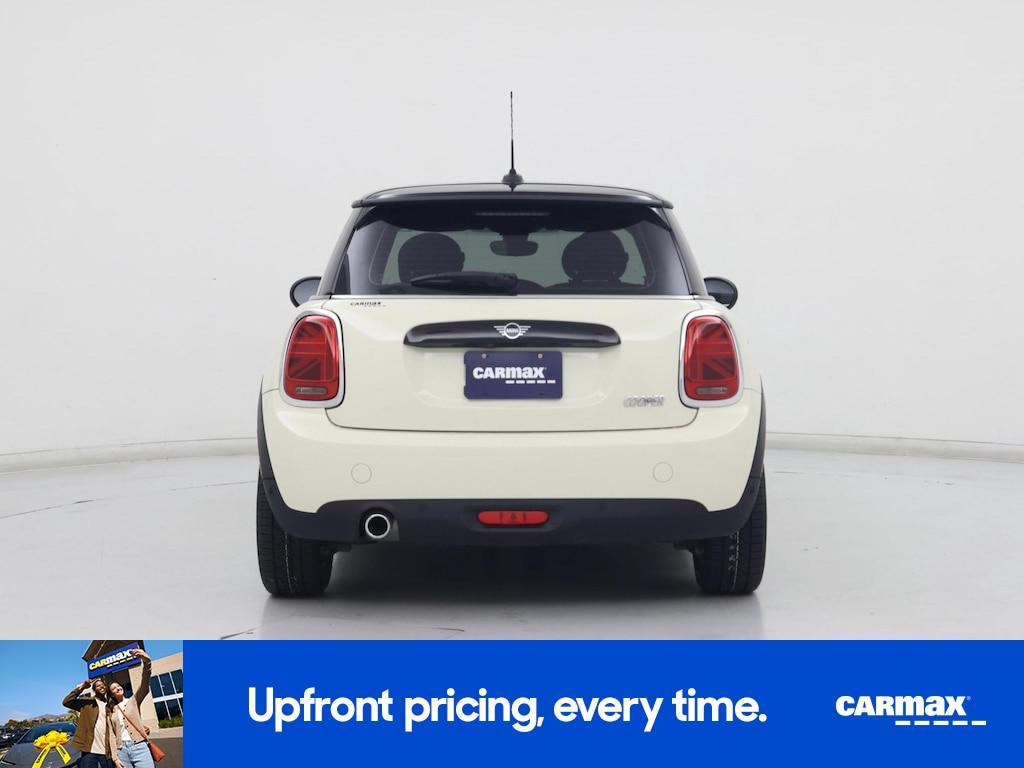 used 2021 MINI Hardtop car, priced at $18,998