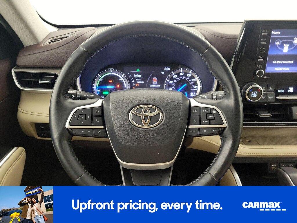 used 2022 Toyota Highlander Hybrid car, priced at $35,998