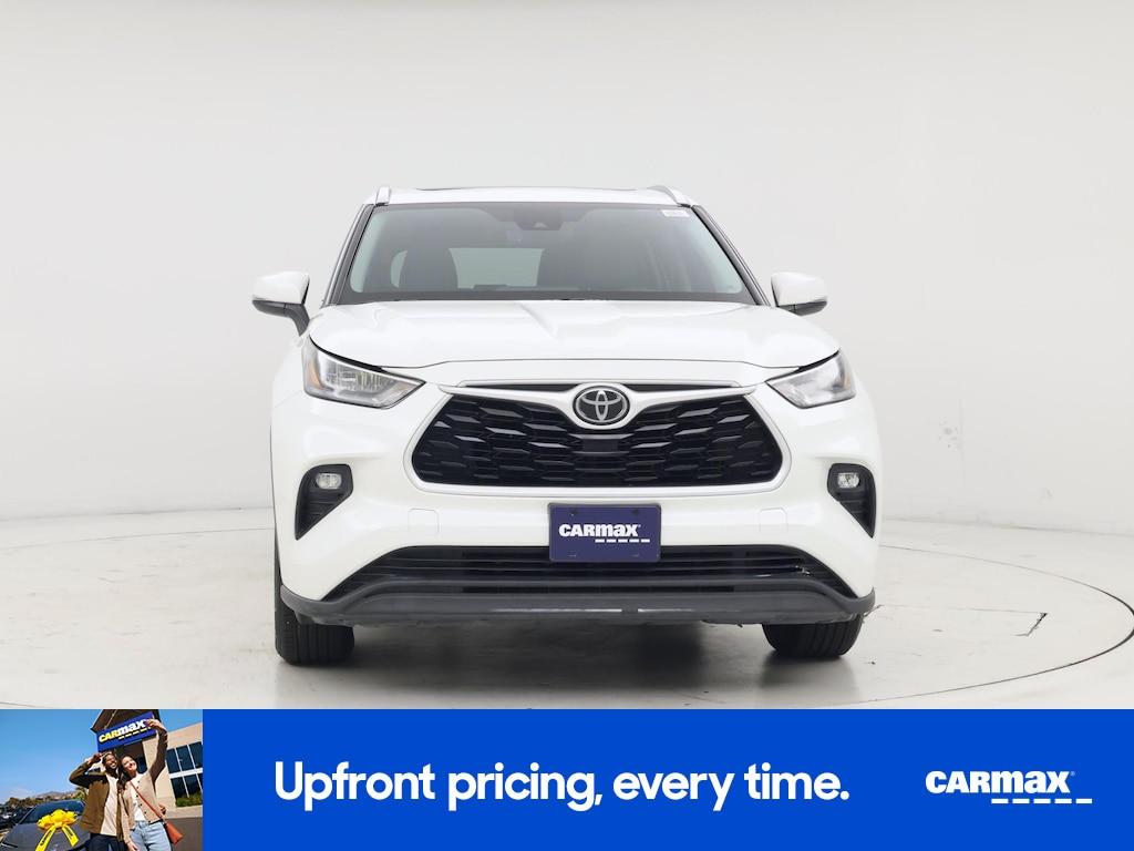 used 2020 Toyota Highlander car, priced at $26,998