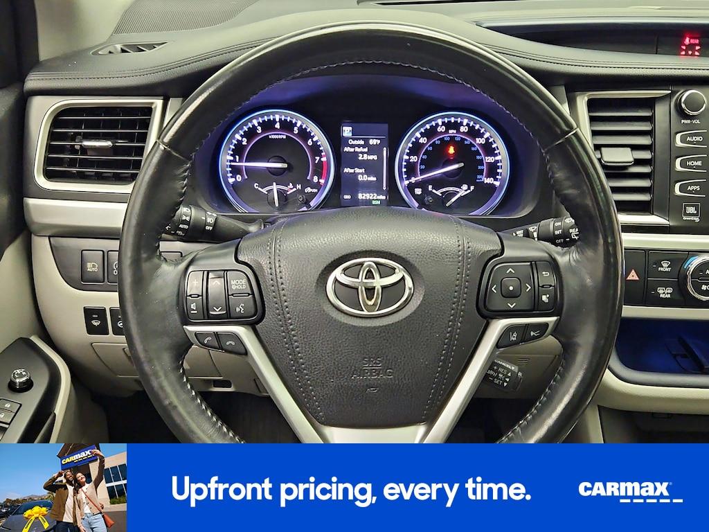 used 2018 Toyota Highlander car, priced at $26,998