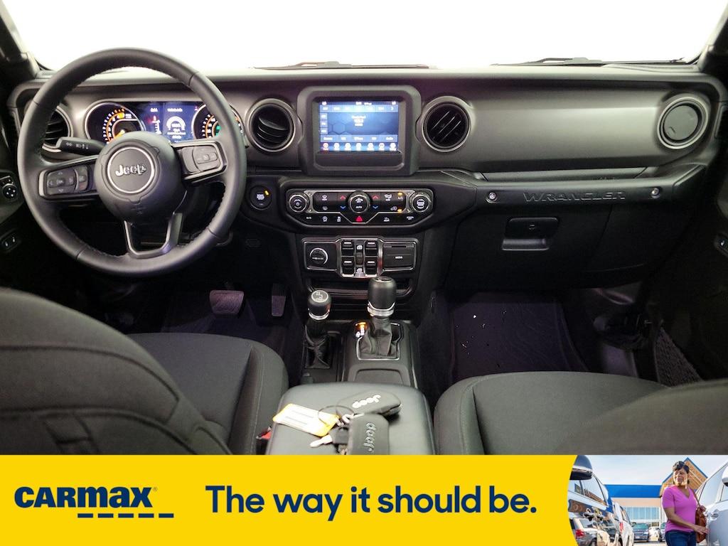 used 2022 Jeep Wrangler car, priced at $32,998