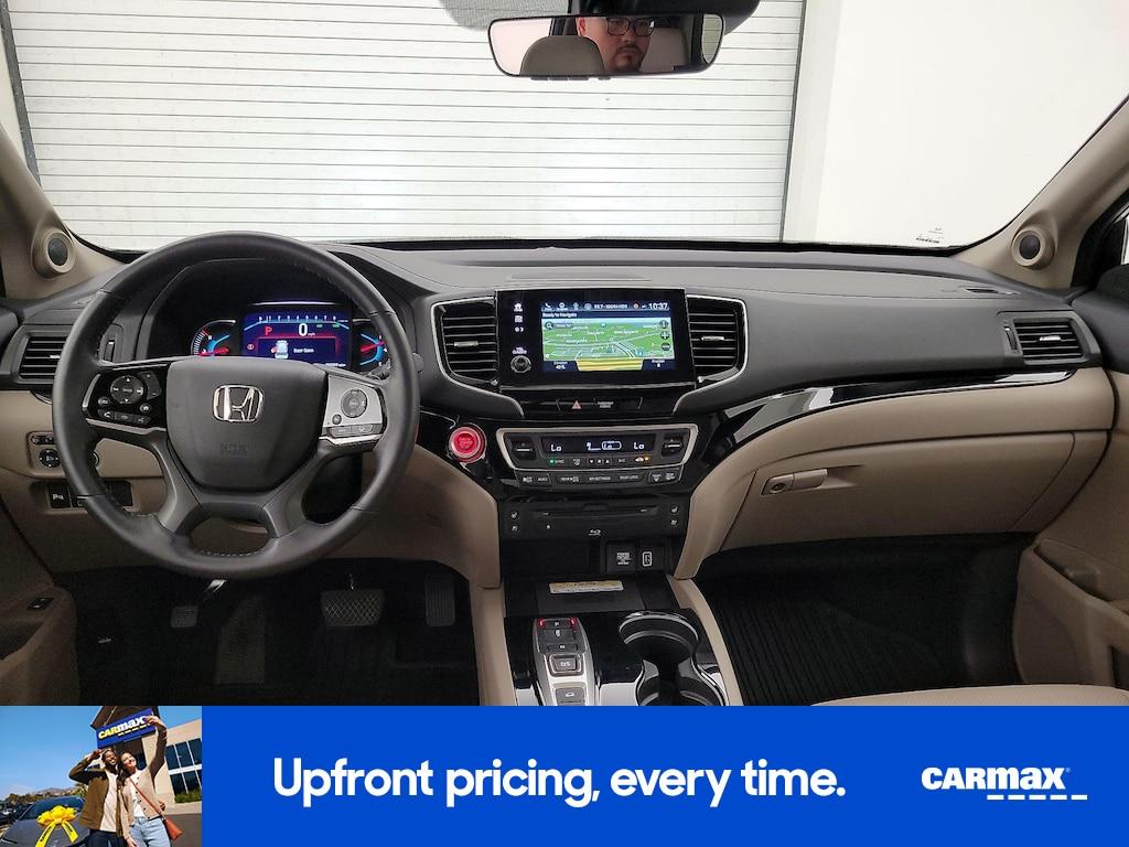 used 2022 Honda Pilot car, priced at $39,998