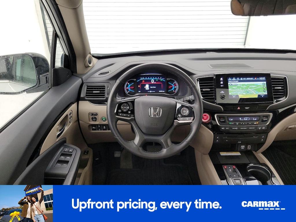 used 2022 Honda Pilot car, priced at $39,998
