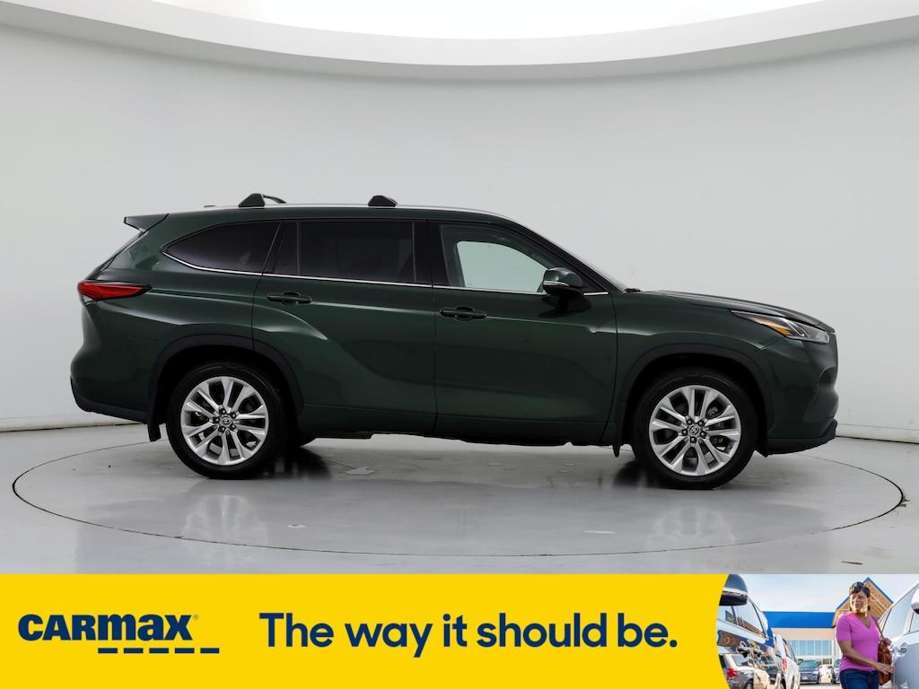 used 2023 Toyota Highlander car, priced at $47,998
