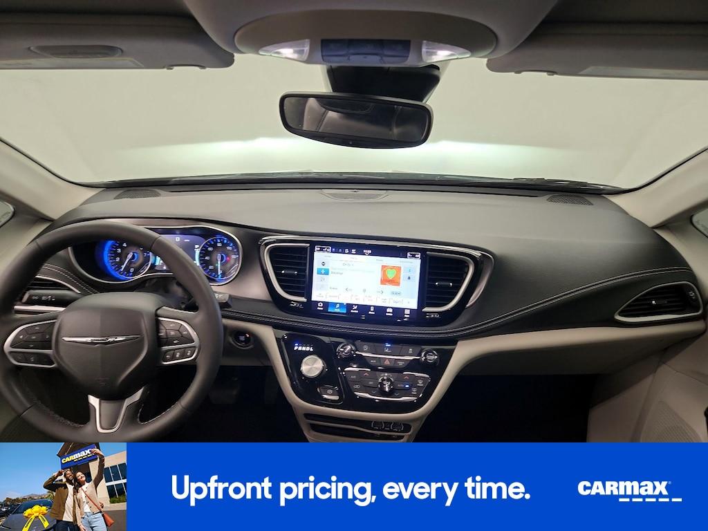 used 2022 Chrysler Pacifica car, priced at $29,998
