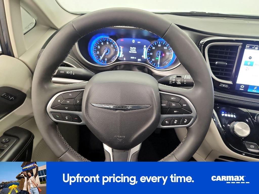 used 2022 Chrysler Pacifica car, priced at $29,998