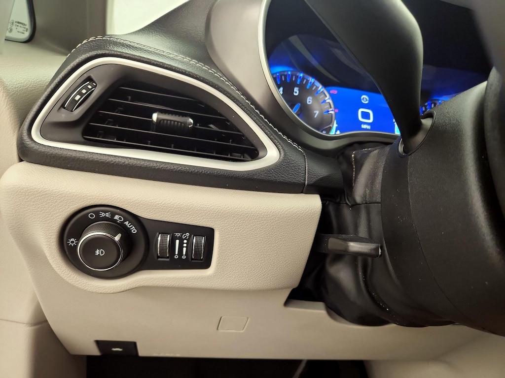 used 2022 Chrysler Pacifica car, priced at $29,998