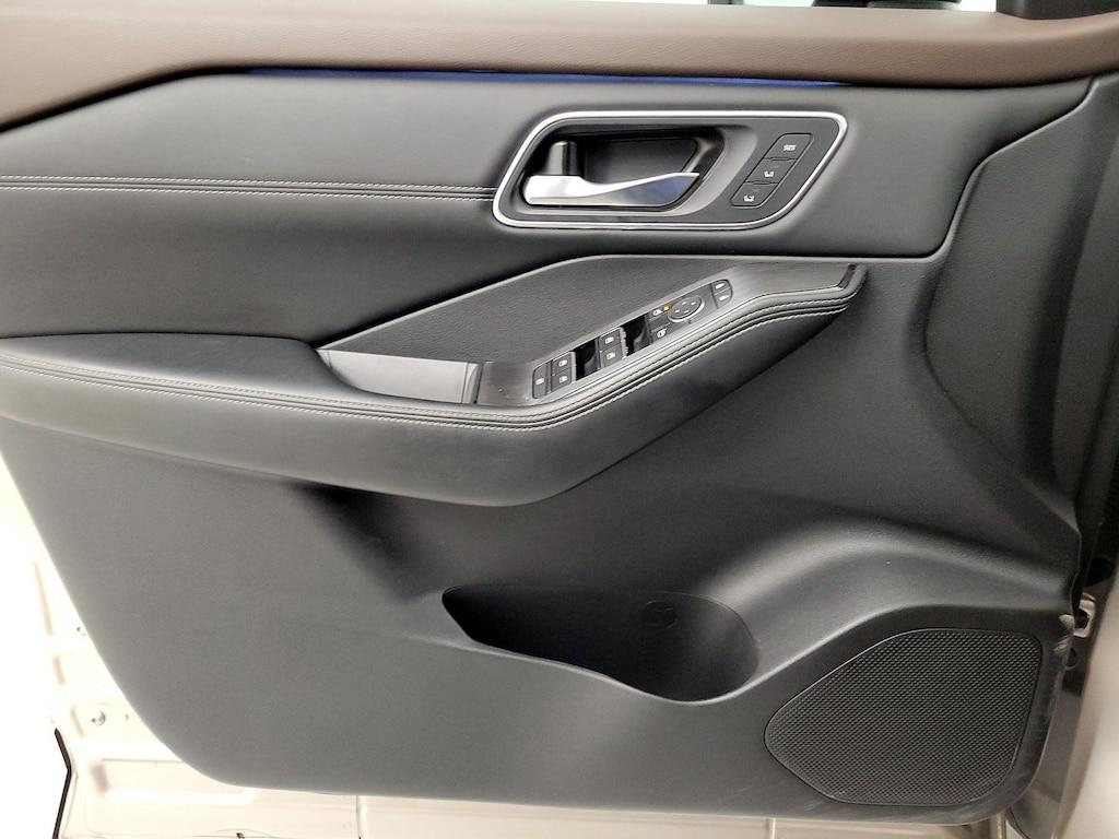 used 2023 Nissan Rogue car, priced at $26,998