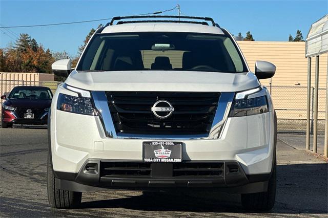 new 2025 Nissan Pathfinder car, priced at $41,335