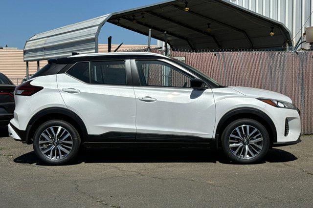 new 2024 Nissan Kicks car, priced at $24,990