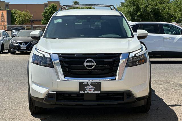 new 2024 Nissan Pathfinder car, priced at $37,205