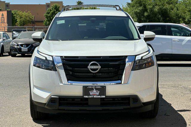 new 2024 Nissan Pathfinder car, priced at $41,205