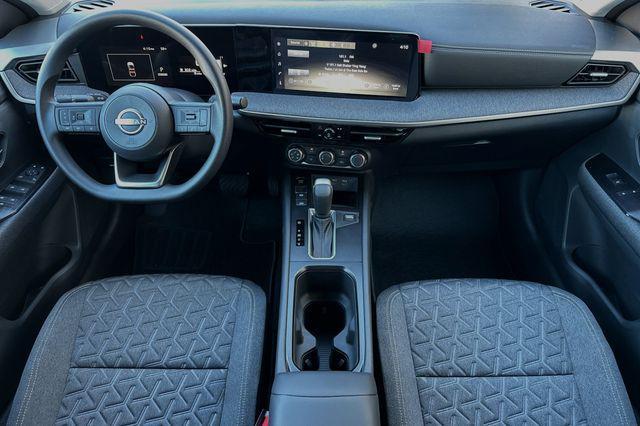 new 2025 Nissan Kicks car, priced at $24,962