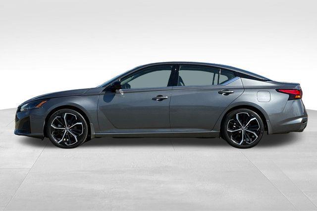 used 2024 Nissan Altima car, priced at $23,299