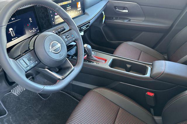 new 2025 Nissan Kicks car, priced at $28,900