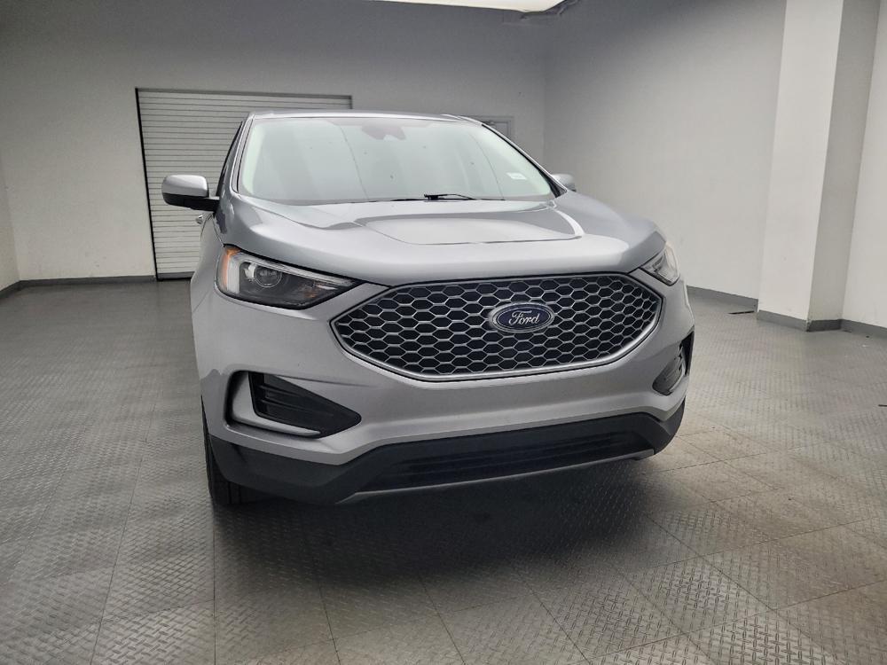 used 2024 Ford Edge car, priced at $28,995