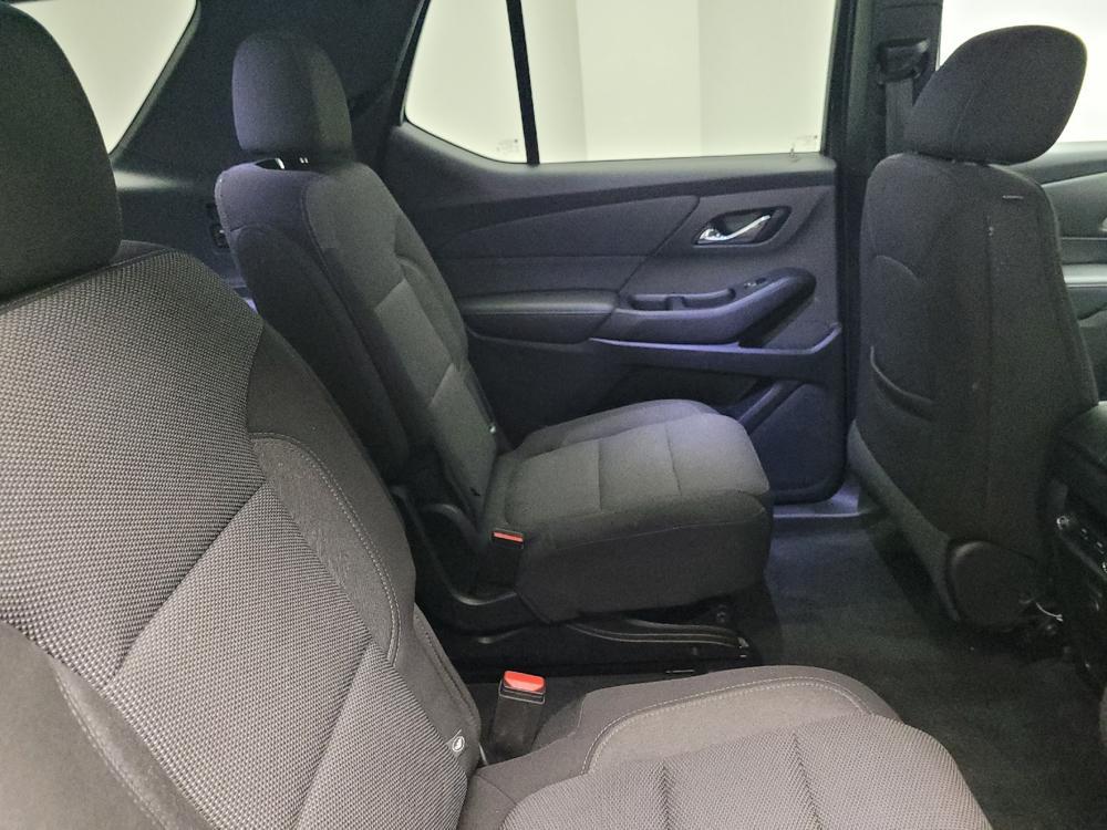 used 2022 Chevrolet Traverse car, priced at $29,895