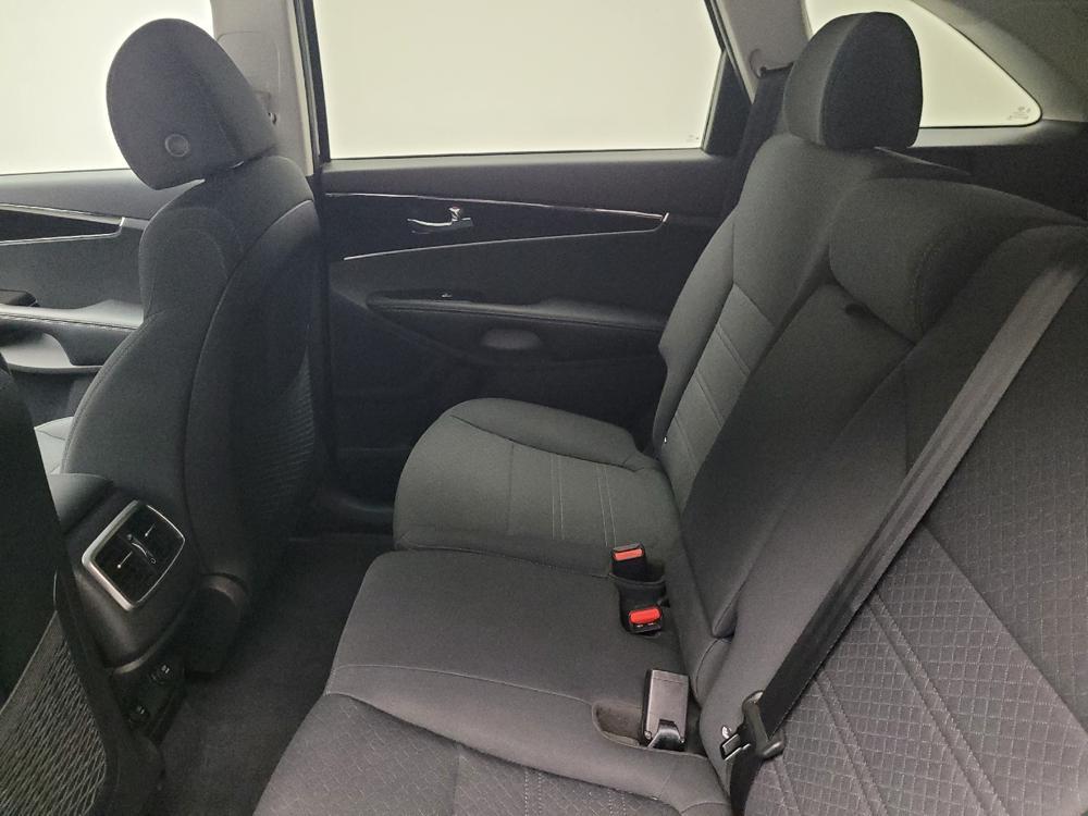used 2020 Kia Sorento car, priced at $21,395