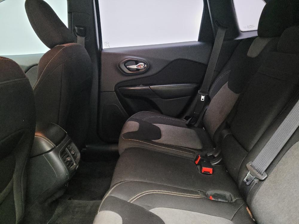 used 2014 Jeep Cherokee car, priced at $12,895