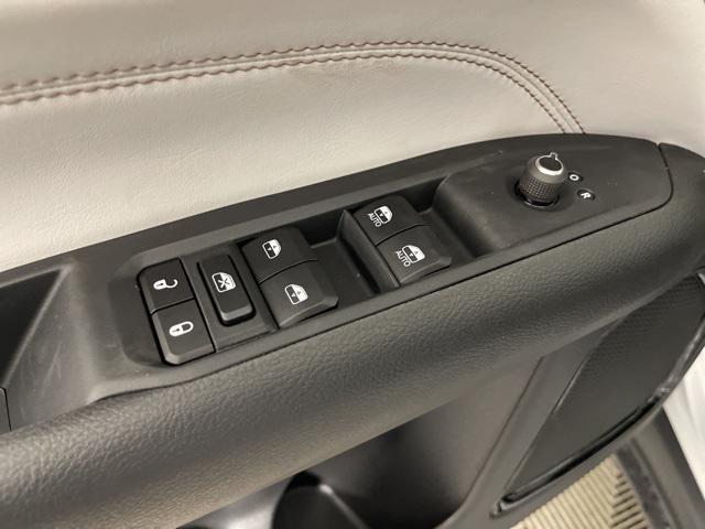 new 2025 Jeep Compass car, priced at $30,495