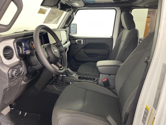 new 2025 Jeep Gladiator car, priced at $49,539