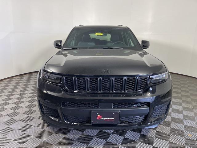 new 2025 Jeep Grand Cherokee car, priced at $44,905