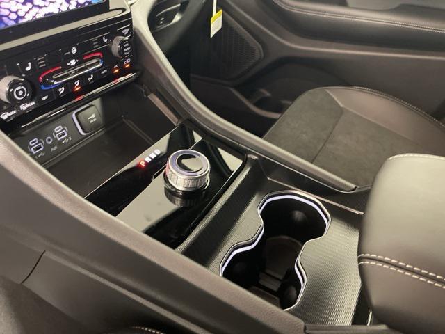 new 2025 Jeep Grand Cherokee car, priced at $44,905